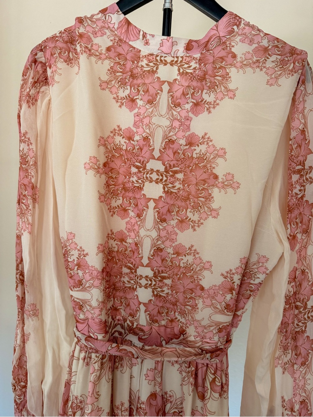 Anthropologie- Floral Print Long Sleeve Maxi Dress in Blush - Picture 6 of 6